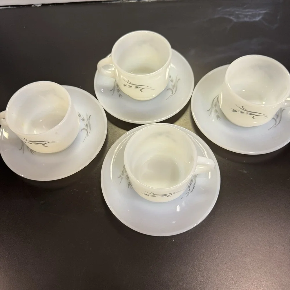 Anchor Hocking Silver Wheat Harvest Pattern Suburbia Cup & Saucer Set of 4 Retro